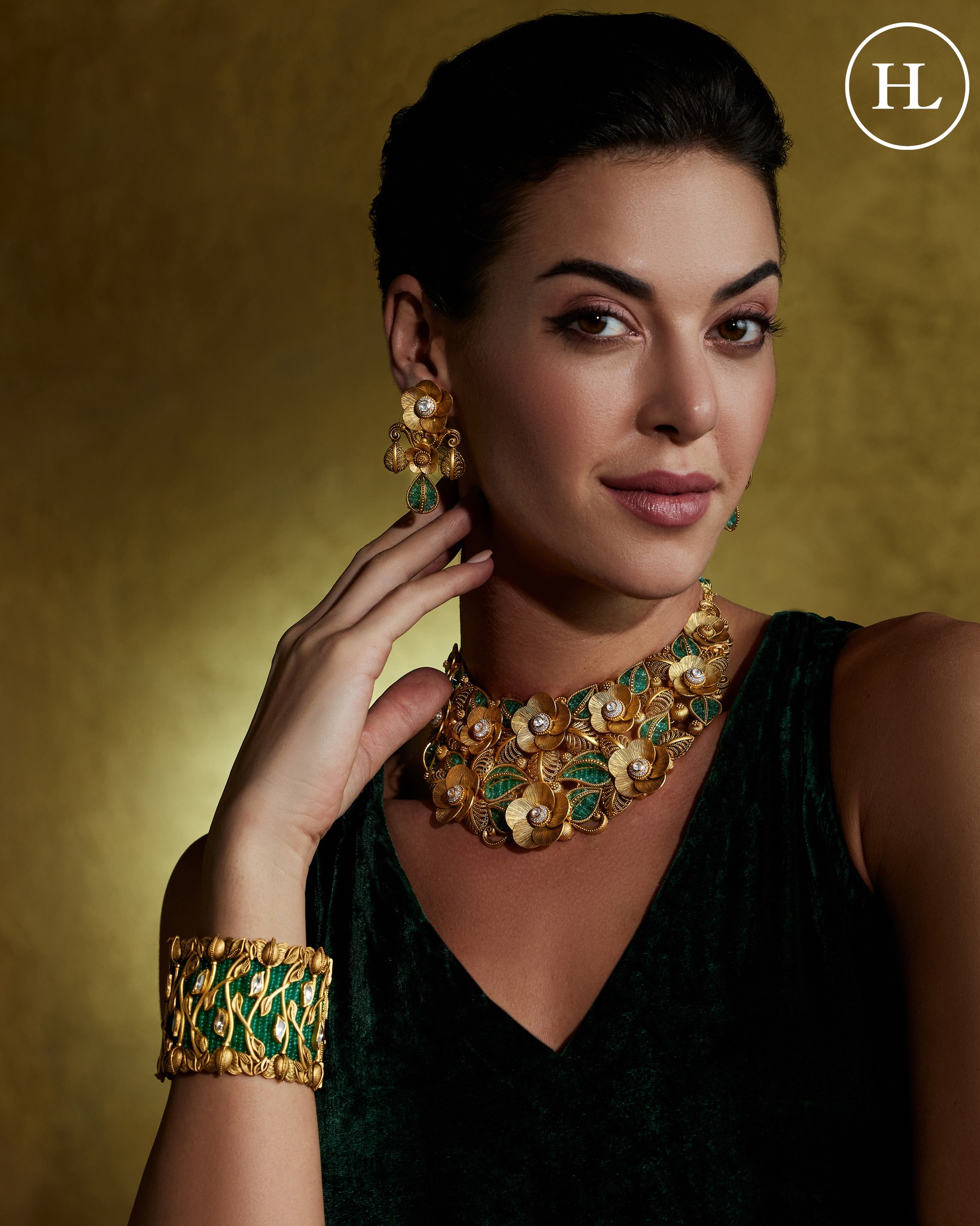 Make Your Look Fashionable with Hazoorilal Designer Jewellery